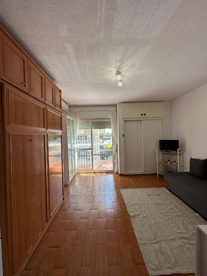 Benalmadena Inn Apartaments Малага Екстер'єр фото