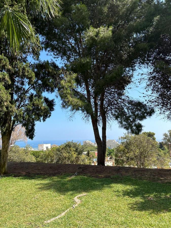 Benalmadena Inn Apartaments Малага Екстер'єр фото